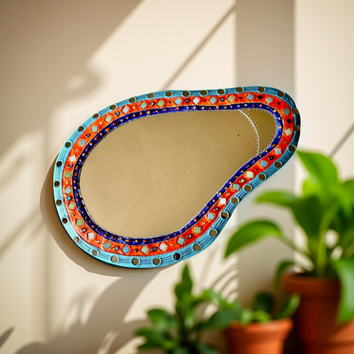 Miroir forme vintage en mosaïque colorée et peinture création unique