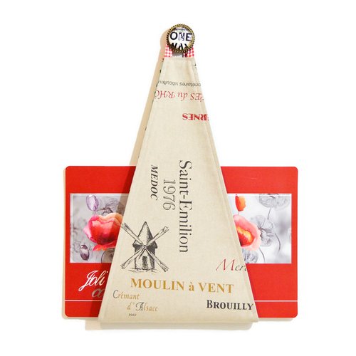 Range plateau mural cuisine pour plateau rectangulaire, motifs noms de vins et de domaines