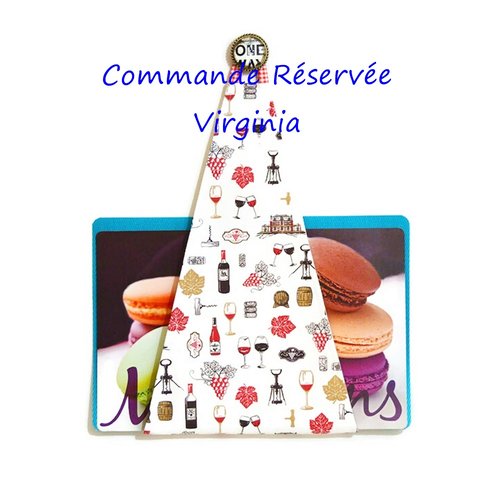 Range plateau ou porte plateau mural cuisine pour plateau rectangulaire, motifs sur le thème du vin.