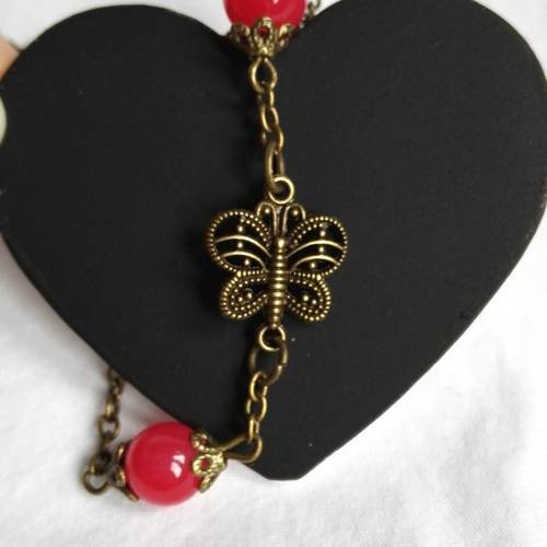 Bracelet papillon bronze antique vintage médiéval perles rouges feeriques