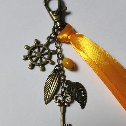 Bijou de sac porte clés bronze game of thrones ruban liberty satin orange féérique steampunk vintage 