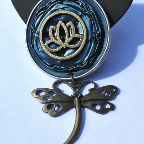 Collier cabochon sautoir lotus et libellule capsule nespresso bleues féériques bronze vintage 