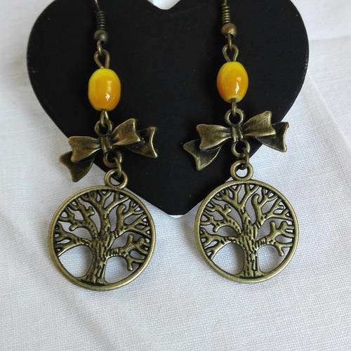 Boucles d'oreilles arbre de vie noeuds bronze et perles jaunes féériques zen