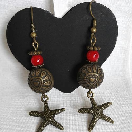 Boucles d'oreilles étoile de mer bronze perle verre rouge féérique vintage 