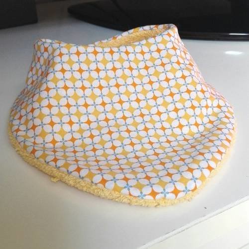 Bavoir bandana bébé cadeau naissance coffret jaune et blanc 0 à 6 mois boutique miss perles 