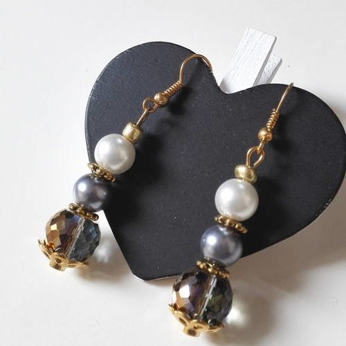Boucles d'oreilles dorées perles multifacettes féériques idée cadeau miss perles