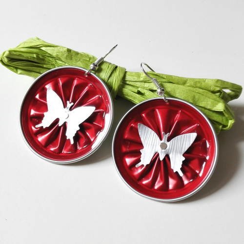 Boucles d'oreilles cabochons capsules nespresso rouges papillons argentés féériques 