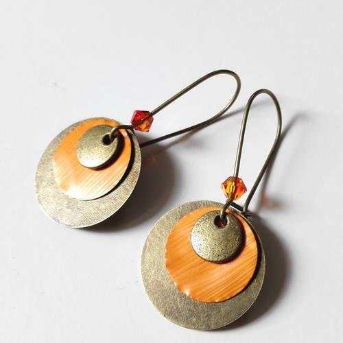 Boucles d'oreilles dormeuses recyclées bronze antique nespresso sequins oranges bijou écologique idée cadeau femme miss perles