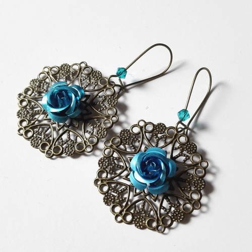 Boucles d'oreilles dormeuses bronze antique roses bleues féériques 