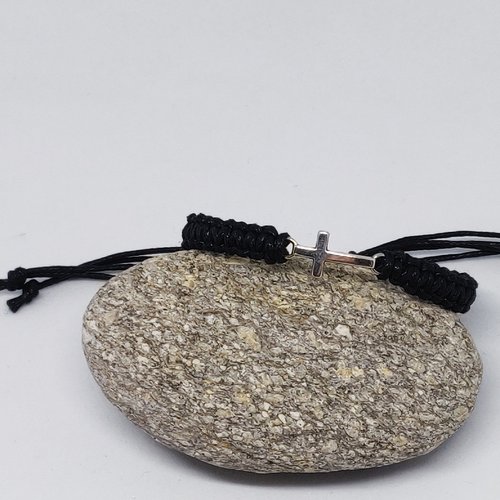 Bracelet croix argenté macramé noir minimaliste idée cadeau miss perles