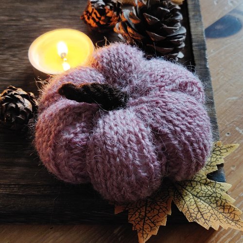 Citrouille décorative automne en laine couleur rose ancien marron halloween pumpkin  idée cadeau miss perles