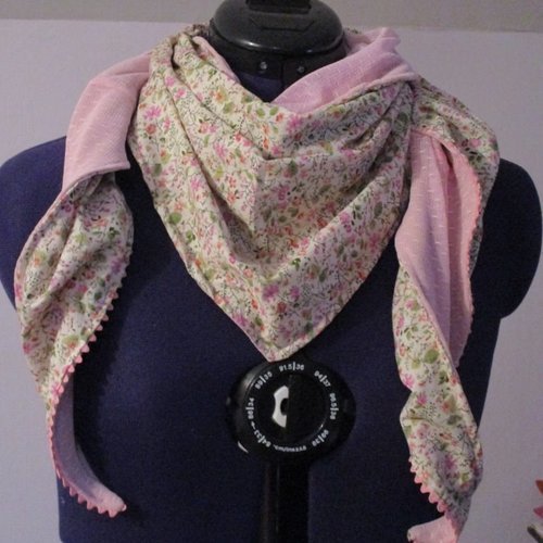 Châles Synthétique Twinset en coloris Rose Femme Accessoires Écharpes et foulards 