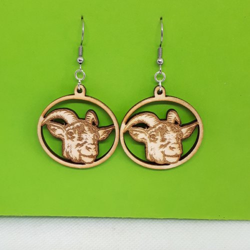 Boucles d'oreilles chèvre en bois