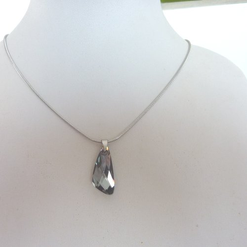 Collier pure cristal de couleur graphite, chaine acier inox