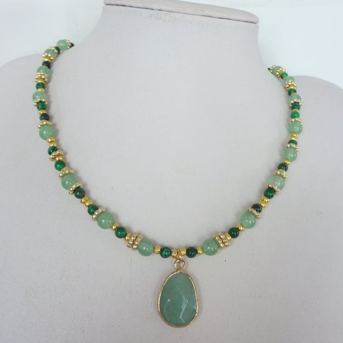 Collier aventurine et malachite avec pendentif aventurine
