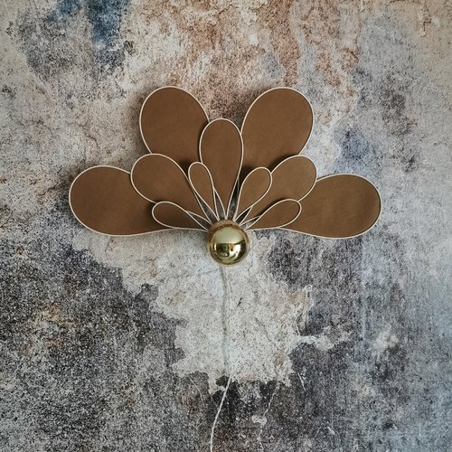 Applique, décoration murale, art déco, la grande, 11 pétales, rotin et lin camel