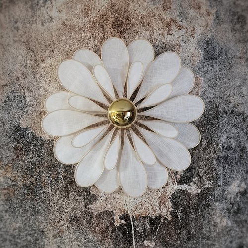 Applique, déco murale, marguerite, la petite, 24 pétales, rotin et lin blanc