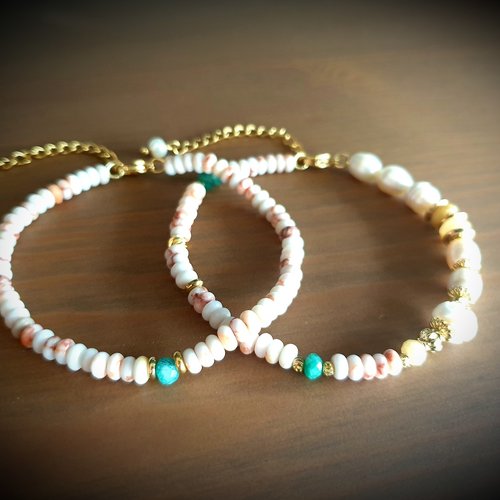 Lot 2 bracelets réglable bohème boho perle donut rondelle plate heishi beige perle eau douce blanche véritable pierre naturelle verte