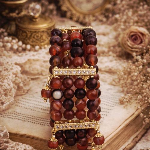 Bracelet manchette femme ajustable trois rangées rangs véritable perle naturelle agate rouge noire irisée breloque dorée inoxydable