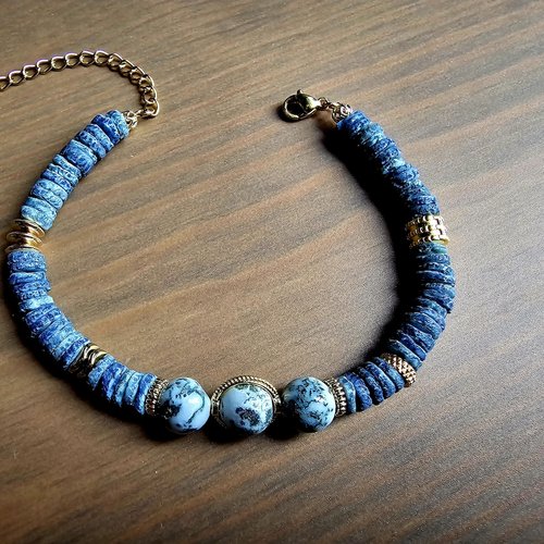 Bracelet ajustable femme perle coquillage rondelle donut bleu véritable perle pierre agate motif mousse verte création unique acier doré