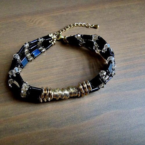 Bracelet mixte ajustable réglable noir trois rangées breloque dorée acier inoxydable perle miyuki tila petite perle toupie marron clair
