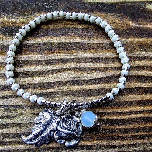 Bracelet ajustable élastique femme perle double trou en rocaille blanche miyuki tila perle tube argentée breloque feuille fleur inoxydable