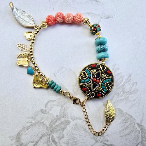 Bracelet femme ajustable perle tibétaine népalaise couleur rouge bleue breloque papillon coeur acier inoxydable perle heishi turquoise