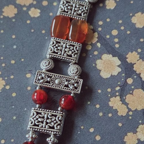 Bracelet manchette non ajustable argenté véritable perle naturelle orange agate petite perle breloque argentée tibétaine deux rangées
