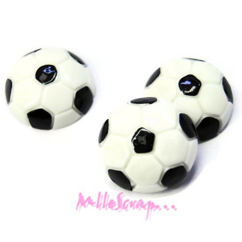 Cabochons ballons de foot résine blanc, noir - 5 pièces