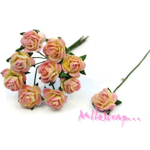 *lot de 10 petites roses rose papier avec tige embellissement scrap carte 6(réf.810)*
