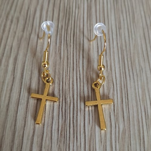 Boucles d'oreilles croix dorées