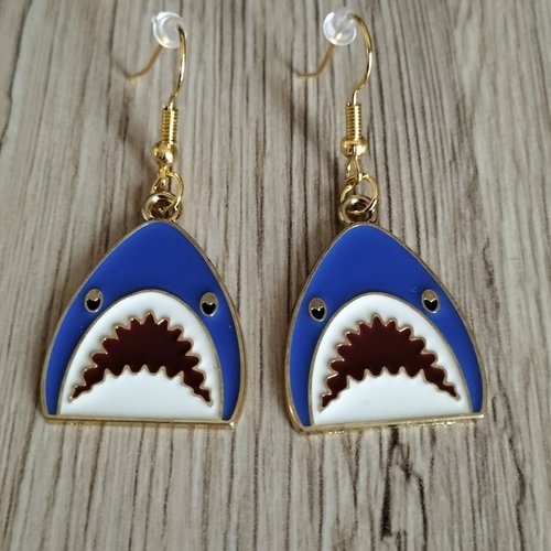 Boucles d'oreilles requins