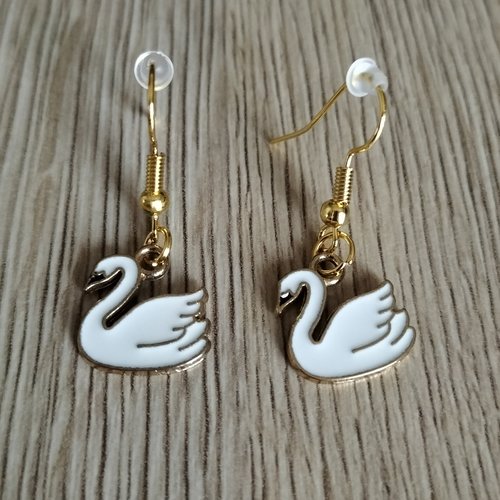 Boucles d'oreilles cygnes blancs et dorés