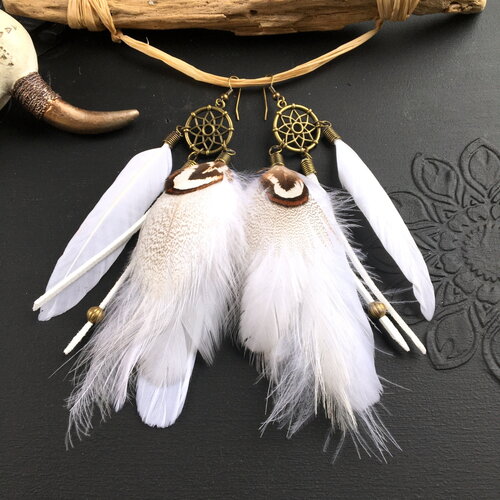 Boucles d'oreilles plumes blanches, plumes naturelles, attrape rêves, boucles d'oreilles blanches style ethnique, boho chic, bohème