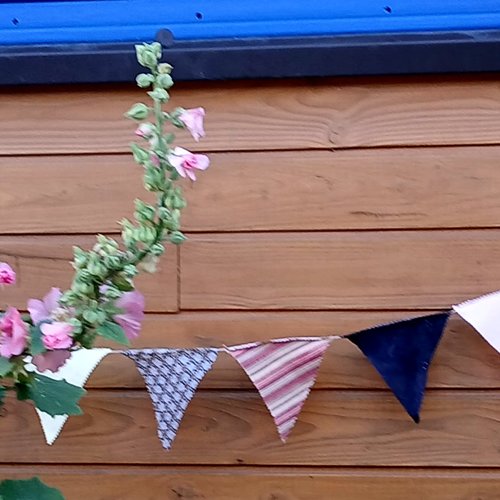 Guirlande fanions d'extérieur en tissus recyclés