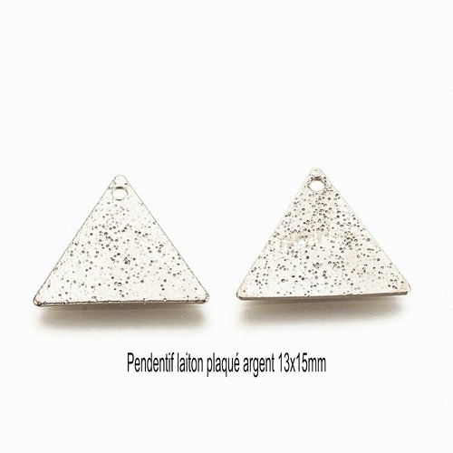 8 pendentifs triangle laiton plaqué argent texturé 13x15mm