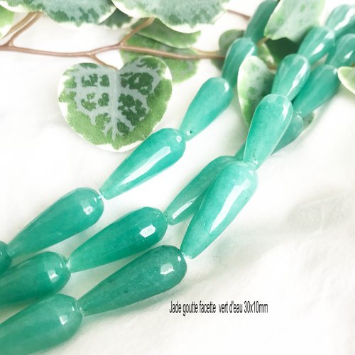 2 perles jade goutte facette vert d'eau 30x10mm
