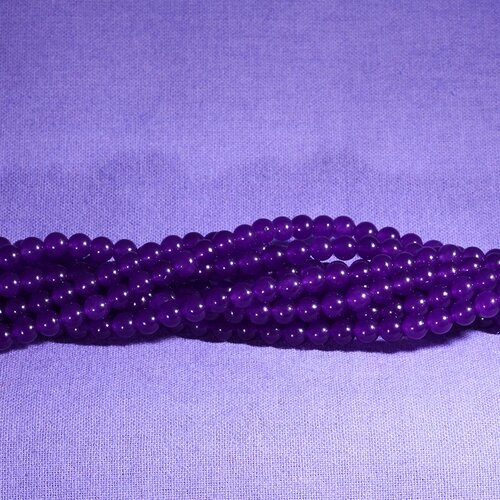 40 perles de jade malaysie violet prune 4mm