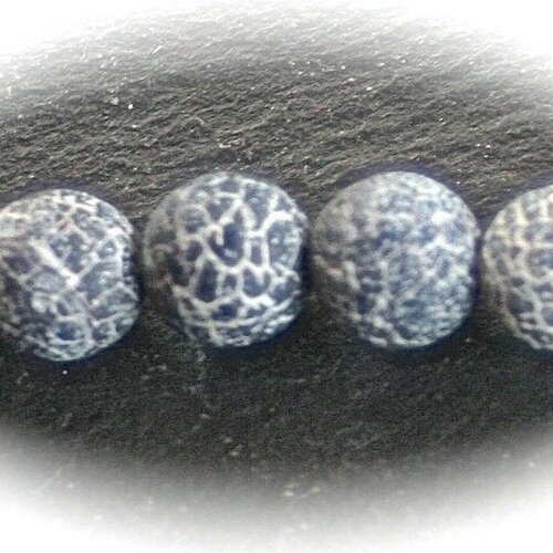 8 perles d'agates craquelées noir de lave 8mm