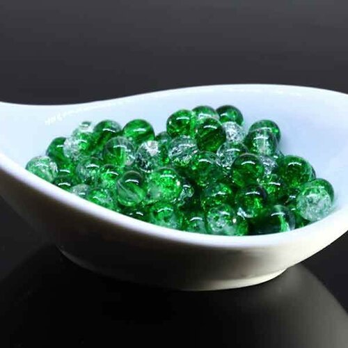 30 perles de verre craquelées vert menthe 6mm rondes