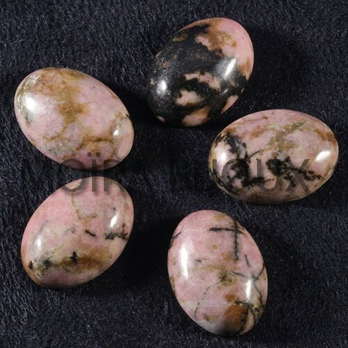 1cabochon  pierre gemme rhodonite noir/rose  à fond plat 13x18mm