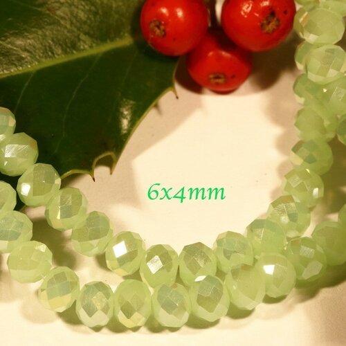 30 perles boulier en verre facettée vert d'eau clair  6x4mm