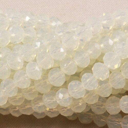 Lot de 50 perles boulier en verre facettée blanc opale   4x3mm