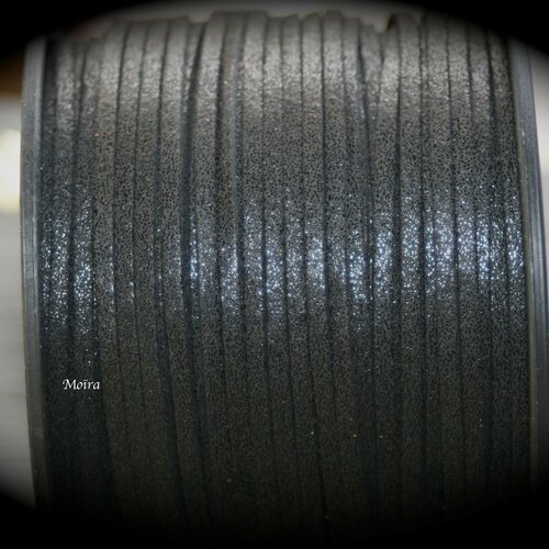 1mètre de cordon suédine plat noir effet brillant  3x1,5mm