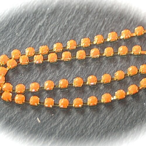 1 m de chaine laiton dorée strass résine orange  3mm