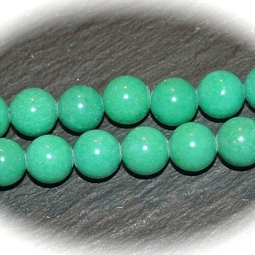 10 perles pierre jade vert émeraude 8mm rondes