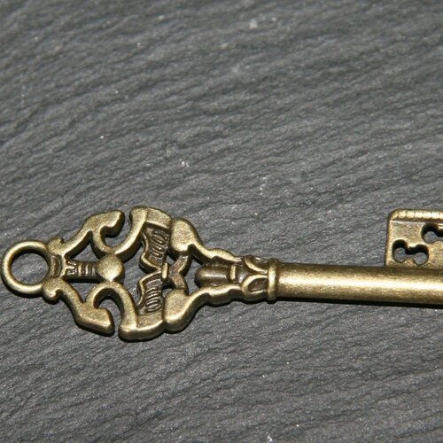 10 breloques clé esprit vintage laiton 50x15mm