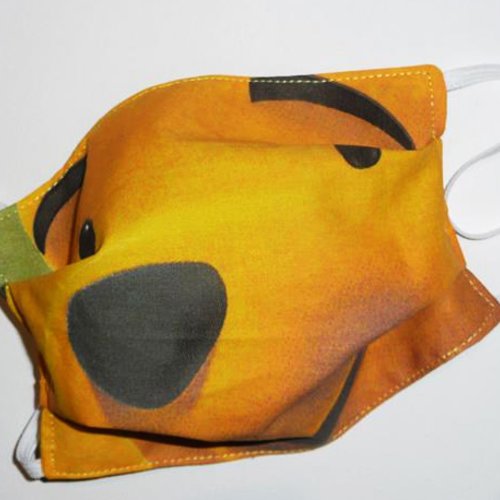 Masque de protection en tissu lavable et réutilisable réversible - winnie l'ourson - masque aux normes afnor
