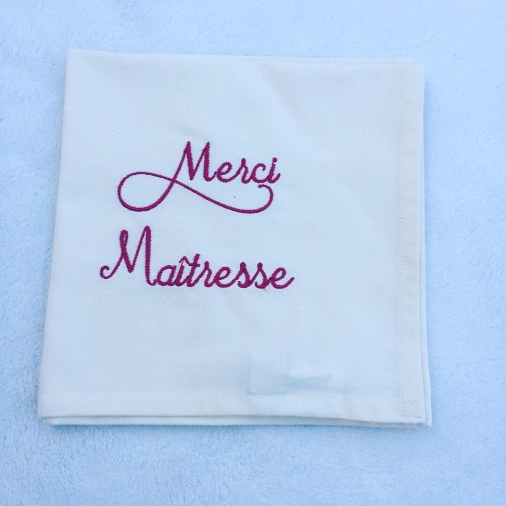 Serviette De Table Chic Personnalisee Merci Maitresse Un Grand Marche