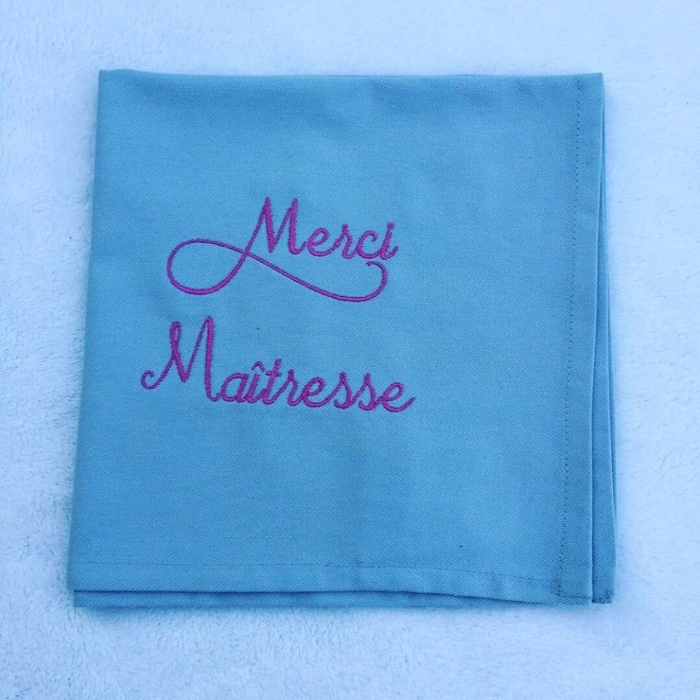 Serviette De Table Chic Personnalisee Merci Maitresse Un Grand Marche